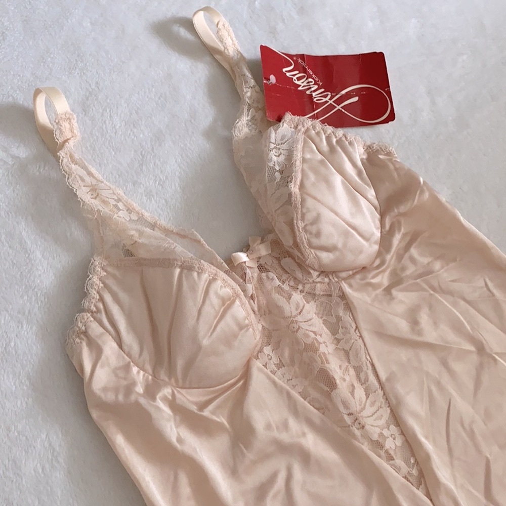 {VTG/NWT} Henson Kickernick | 70s Nylon Lace Underwire Bra Slip Dress 1865 (34C) - Picture 3 of 16
